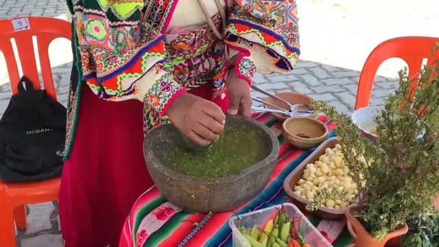 Bolivia busca revalorizar sus técnicas ancestrales de cocina con un festival gastronómico