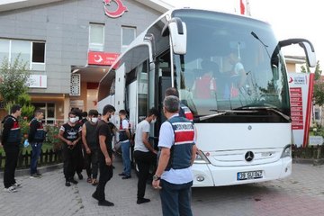 EDİRNE VE KIRKLARELİ'DEN 542 KAÇAK AFGAN, ÜLKELERİNE GÖNDERİLDİ