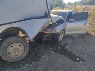 Son dakika haber... ELAZIĞ'DA OTOMOBİL, MİNİBÜSE ÇARPTI 11 YARALI