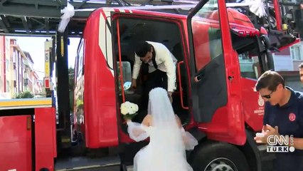 Bu kez yangına değil, düğüne gittiler