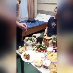 "Ура! Молодец, красавчик!"