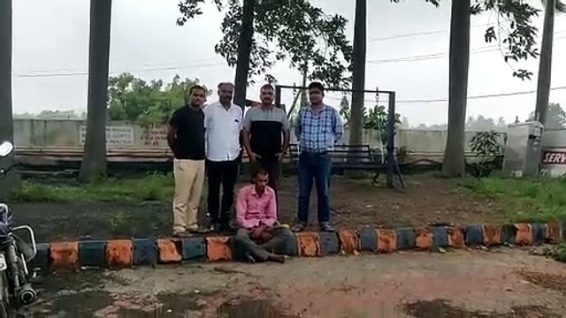 प्रेमिका के लिए हत्या के बाद लकड़ी का काम करने लगा था आरोपी