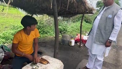 ஒரு மக்காச்சோளம் ரூ.15.. சிறுவனிடம் பேரம் பேசி வாங்கி கட்டிய மத்திய பாஜக அமைச்சர் - வீடியோ