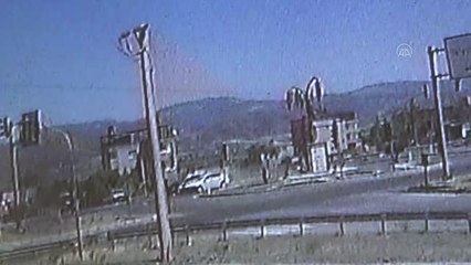 GAZİANTEP - İki otomobilin çarpışması sonucu 5 kişi yaralandı