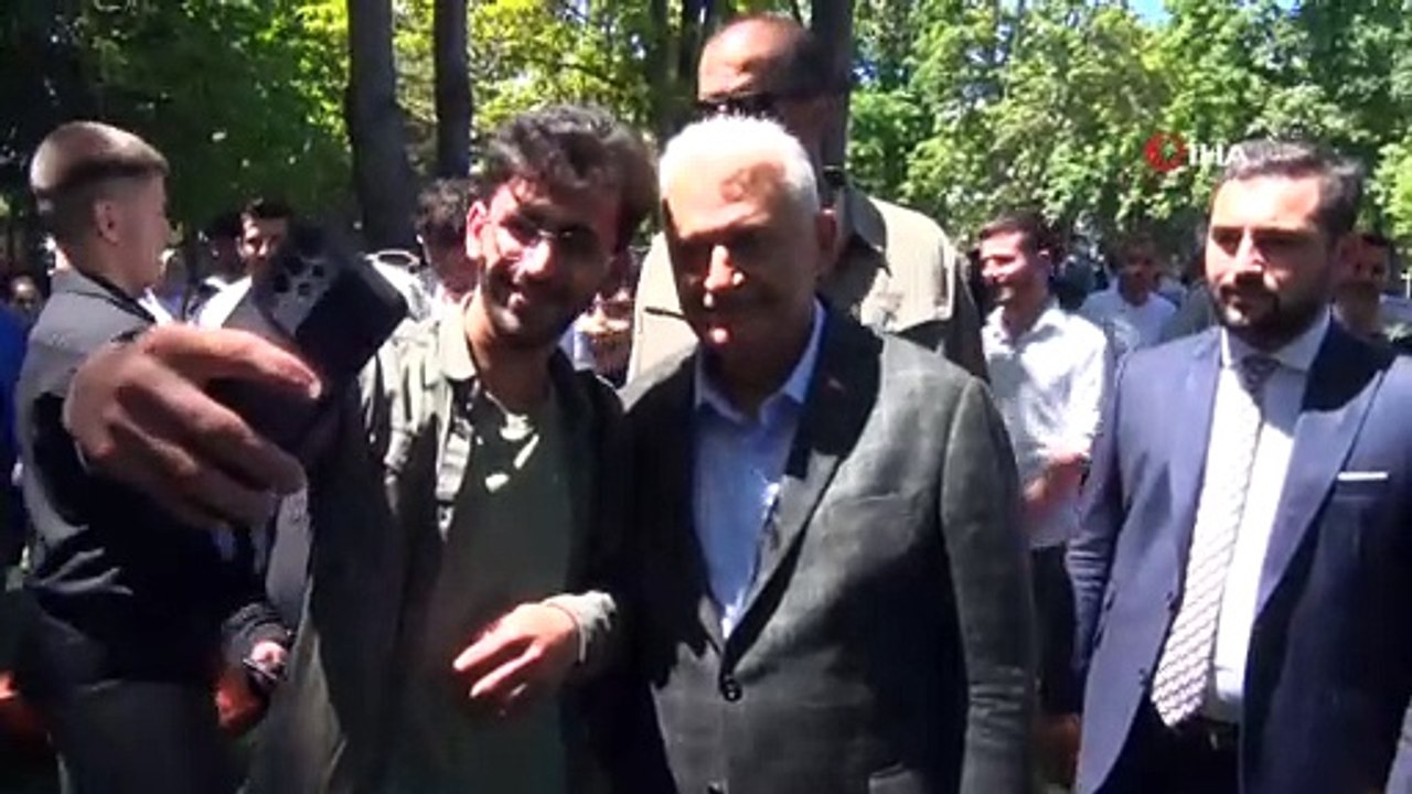 O soruyu yanıtsız bırakmadı! Binali Yıldırım’dan “Çarşamba’yı Sel Aldı” türküsü