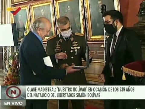 Centro de Estudios Simón Bolívar entrega reconocimiento Bolívar Nuestro al maestro Gustavo Pereira