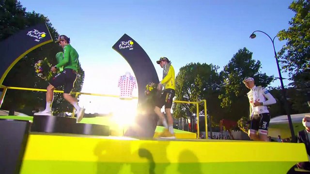 Tour de France 2022 - Jonas Vingegaard, Tadej Pogacar, Wout Van Aert... les podiums et les 4 maillots du 109e Tour de France