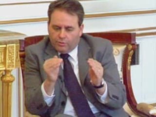 Xavier bertrand sur les retraites - 005