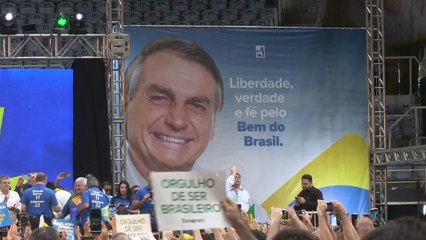 Bolsonaro lanza su candidatura mientras ataca a Lula y al Supremo de Brasil