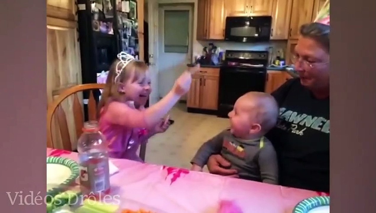 MIGNONS BABIES et BUBBLES Vidéos nous feront rire - RIRE est la meilleure médecine