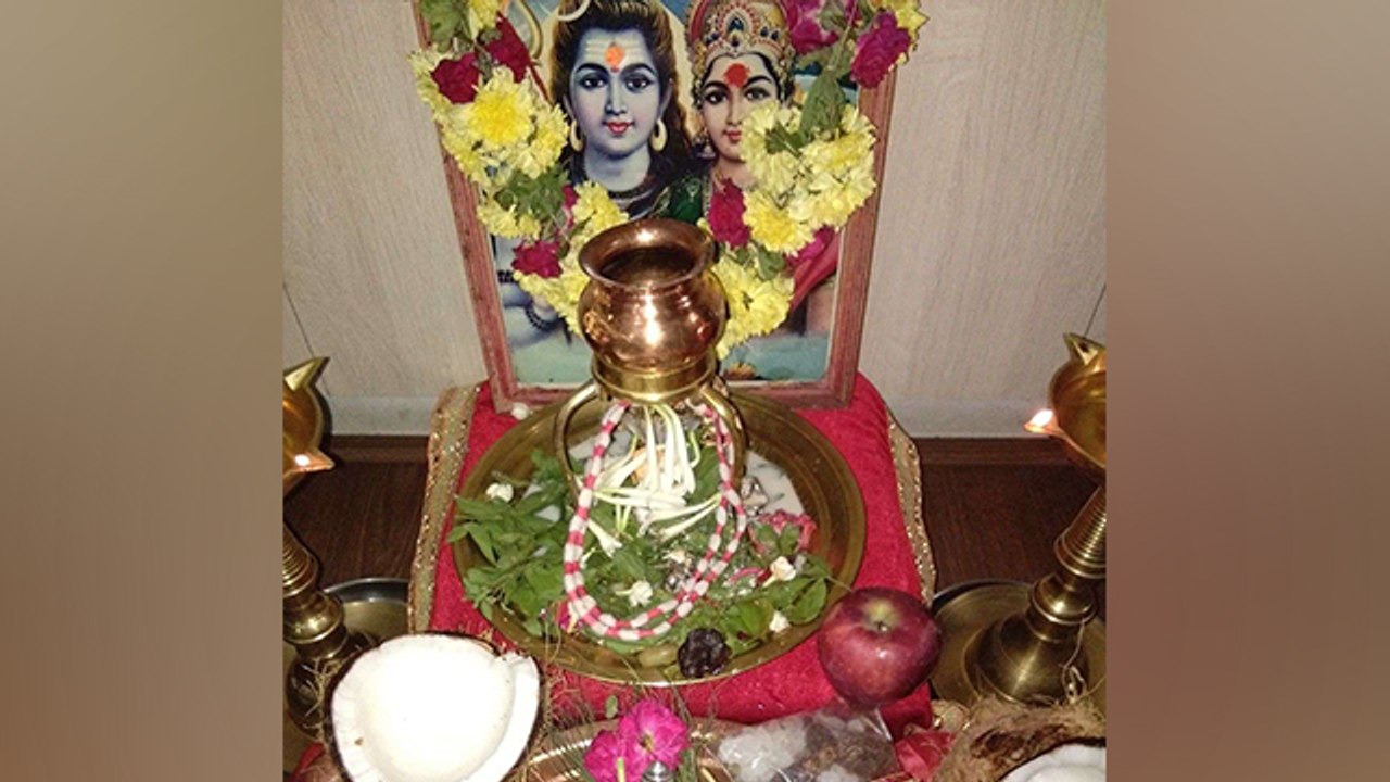 Sawan Shivratri 2022: सावन शिवरात्रि पर शिव गौरी दुर्लभ संयोग पूजा मुहूर्त 2022 | Boldsky *Religious