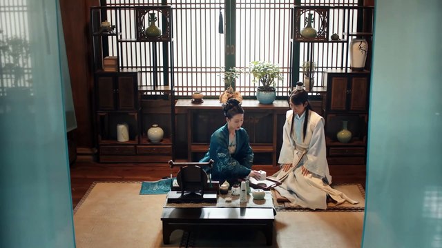 Les jeunes savent vraiment jouer. Le gars a envoyé des masques pour faire plaisir à sa belle-mère et a même appris à l'aîné à jouer au golf !