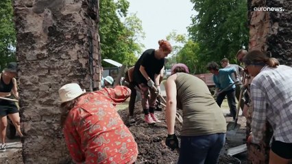 Voluntários organizam "rave de guerra" na Ucrânia para limpeza do país