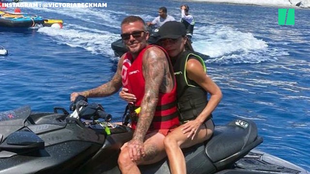 Victoria Beckham redevient une Spice Girl lors d'une soirée karaoké