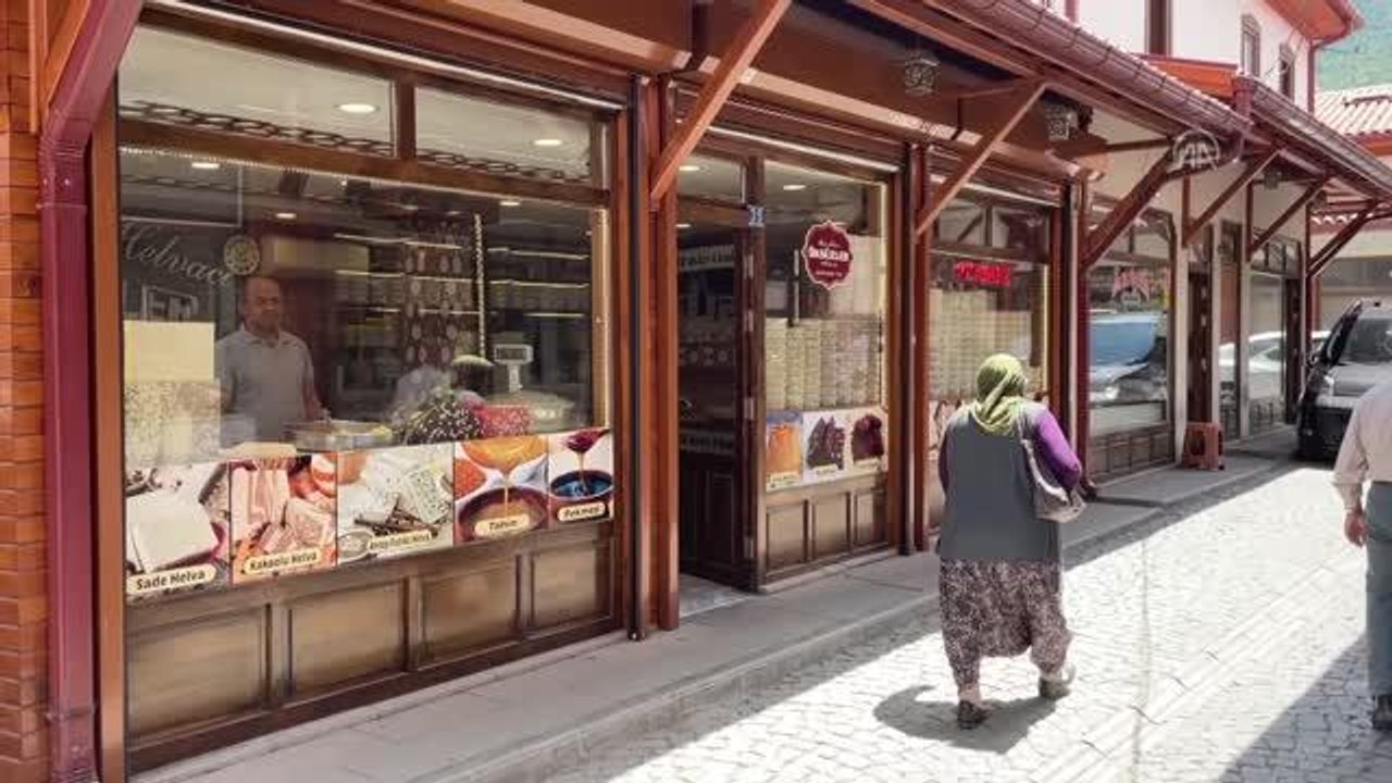 Helva sevenleri dört kuşaktır aynı lezzetle bul...