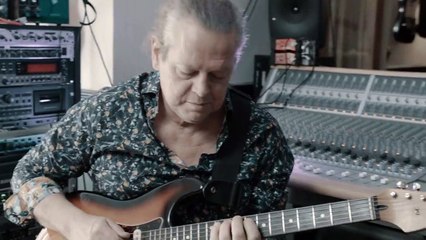 Lovin' It Hatin' It - charity single and tribute to Ian "Santa" Wallace