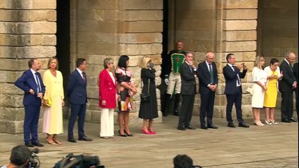 El rey llega a la catedral para realizar su cuarta ofrenda al Apóstol