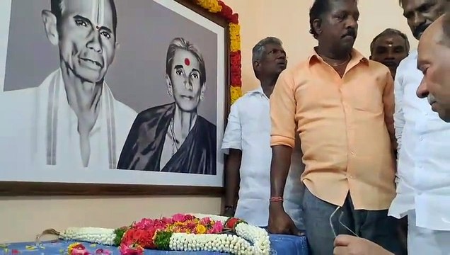 பிறந்தநாளில் சொந்த ஊரில் தொண்டர்களுடன்.. கண்ணீர் விட்டு அழுத ராமதாஸ் - வீடியோ