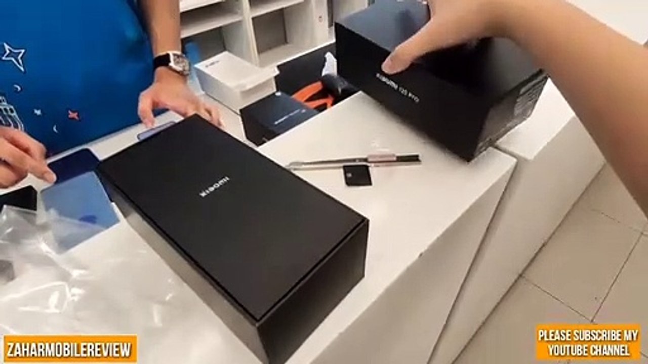فتح صندوق هاتف 12S Pro الجديد من Xiaomi