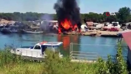 Bakım için karaya çekilmişti dakikalar içerisinde adeta kömüre döndü! Tekne sahipleri dikkat