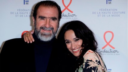 VOICI : "J'aurais dû frapper plus fort" : Éric Cantona revient sur son célèbre coup de pied à un supporter