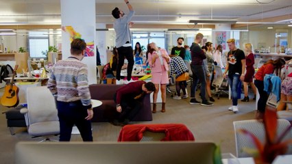 Day Dreamer | Early Bird in Tamil Dubbed - Episode 64 | Erkenci Kus