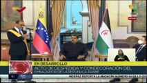 Presidente Nicolás Maduro condecora al embajador de la República Árabe Saharaui Democrática
