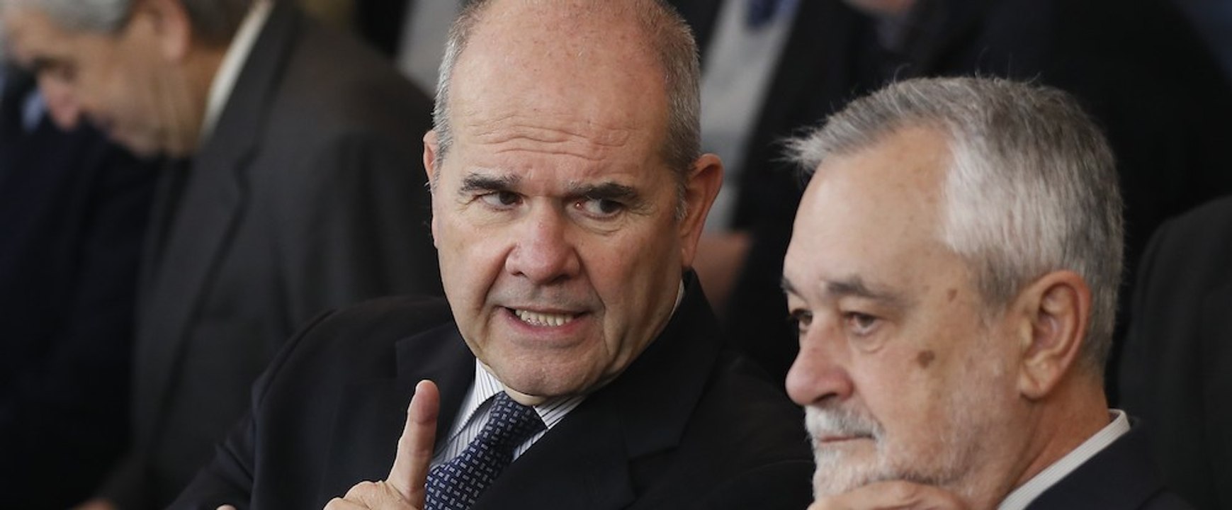 Un Supremo dividido confirma las condenas a Chaves y Griñán