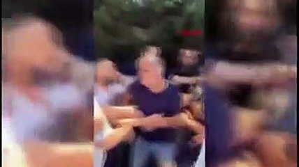 Cami içinde gerginlik... İmamoğlu'nu protesto ettiler