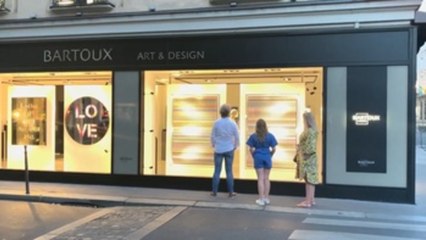 Escaparates sin luz o menos calefacción: Francia busca bajar 10 % su factura