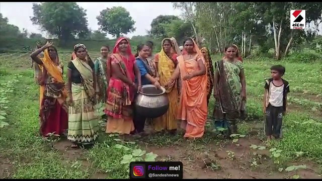 છોટાઉદેપુરમાં મહિલાઓએ દેશી દારુના અડ્ડા પર હલ્લાબોલ કર્યો