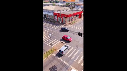 Faites attention quand les feux d'un carrefour sont éteints !