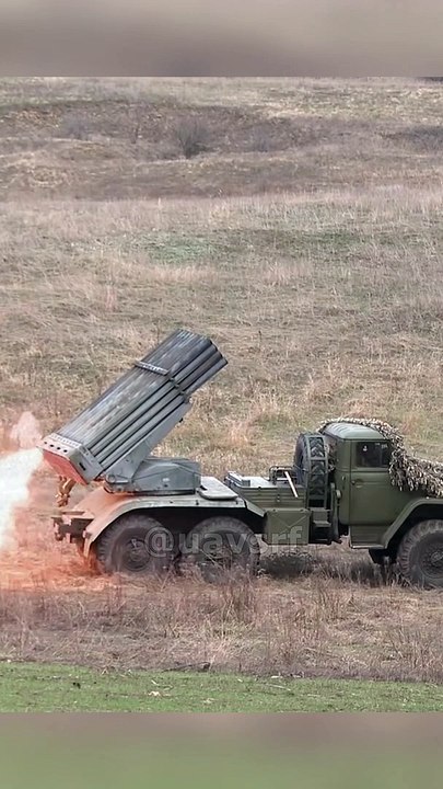 Николаев, снаряд попал возле остановки | Миколаїв, снаряд потрапив біля зупинки