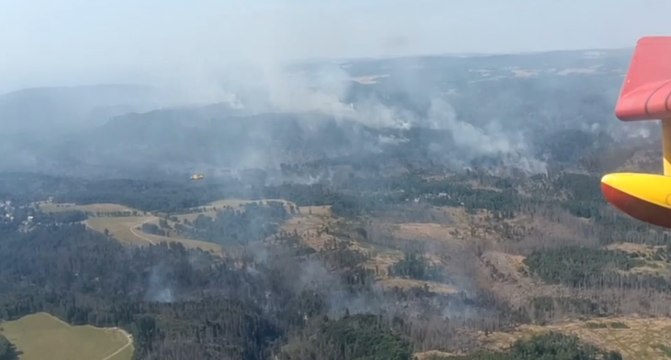 Incendi boschivi in Repubblica Ceca, in azione Canadair dei Vigili del Fuoco italiani (29.07.22)