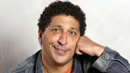 VOICI : Smaïn : que devient-il depuis sa participation à Mask Singer ?