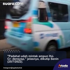 Ngakak! Pria Gondrong Ini Dikejar Kambing, Warganet: Lucunya Asli Natural