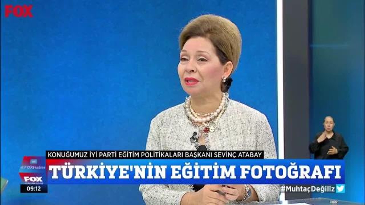 İyi Partili Sevinç Atabay'dan Bakan Özer'e: "Kendi Dilimizi Bile Öğretmekte Sıkıntı Yaşarken, '20 Yılda Devrim Yaptık' Dersek Sorunu Doğru...