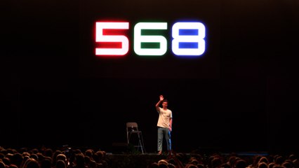 Camaiore: Luca Ravenna Performs at Gaber Festival 🎤