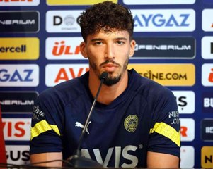 Altay Bayındır: "Sahada her şeyimizi vermemiz gerekiyor"