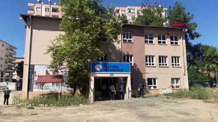 Atatürk Ortaokulu'nda şoke eden manzara: Hemen polis geldi