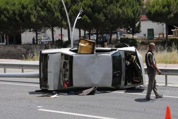 Son dakika haberleri... Trafik kazasında 3 kişi yaralandı