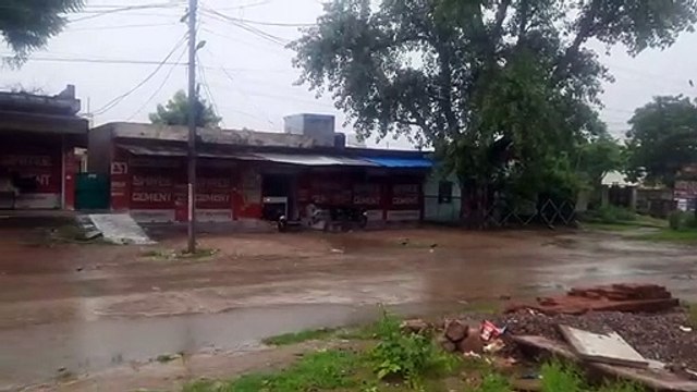 दौसा में बादलों का डेरा, दिनभर बूंदाबांदी