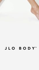 Jennifer Lopez desnuda en su nueva línea de productos de belleza