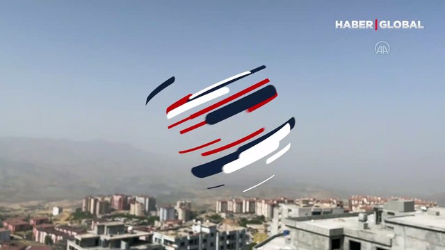 Şırnak'ta, Suriye üzerinden gelen toz taşınımı nedeniyle göz gözü görmüyor!