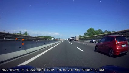 Highway Crash Avoided in Italy