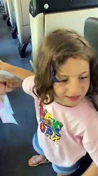 Tess : la plus jeune fille de Max Boublil