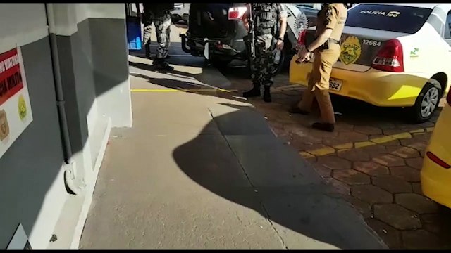 Menor com porção de maconha é detido após tentar fugir de abordagem do Pelotão de Choque no Santa Cruz