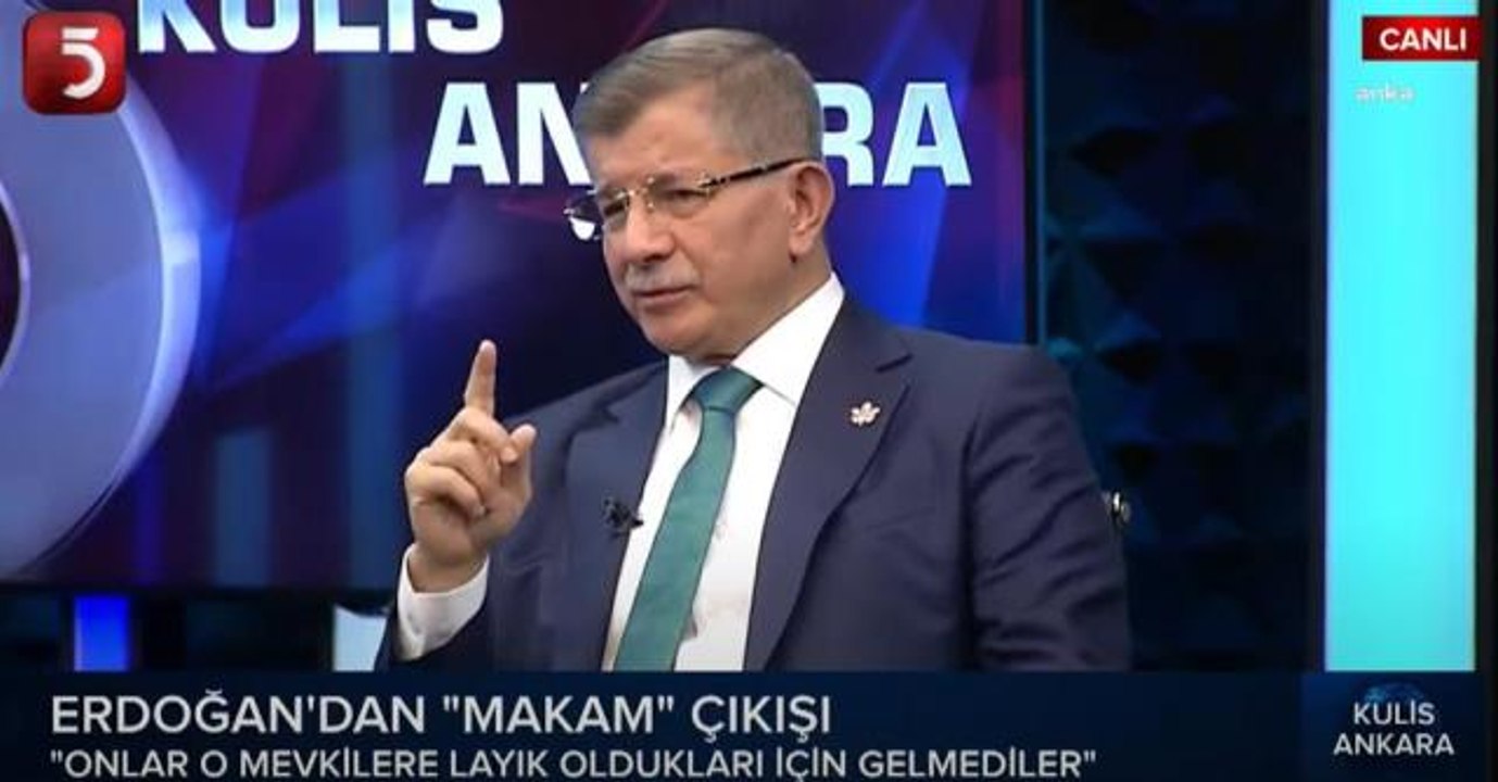 Son dakika haber... Davutoğlu: "Erdoğan da Hesap Vermeye Hazır Olacak. Dava Açmayı Düşünüyorum. Kimse Başbakanlık Yapmış Birini İhanetle Suçlayamaz"