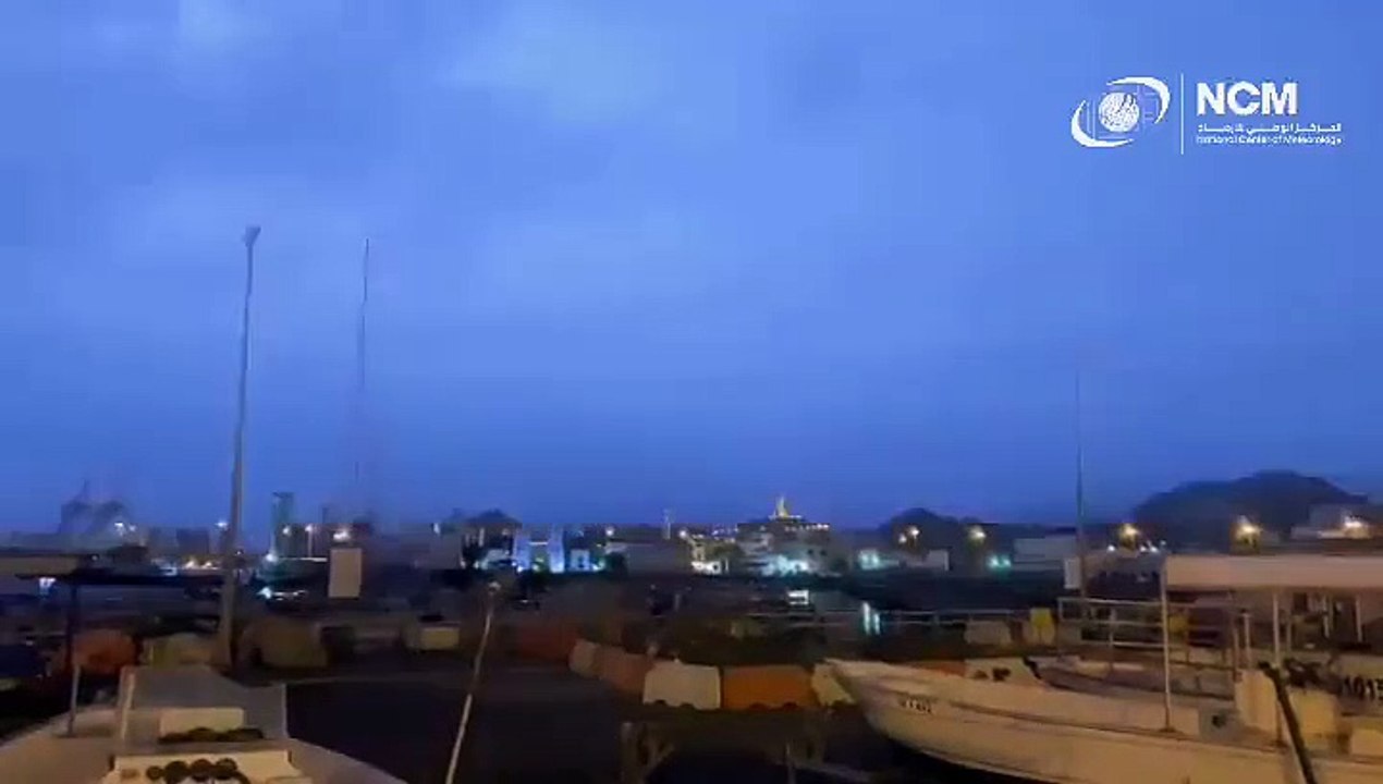 Lightning in Khor Fakkan