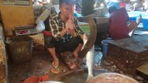 Expert fish Cutter Man! Amazing Fish Cutting In Bangladesh